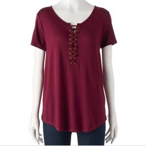 Burgundy lace-up tee NWT